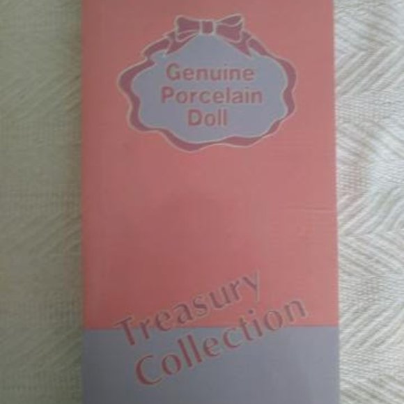 Genuine Porcelain Doll - "April" - NIB - Picture 6 of 8